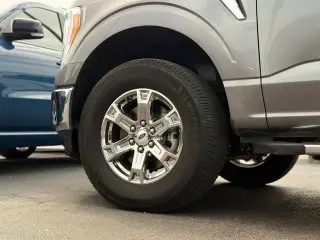 Ford F-150 2021 4x4 XLT 4 puertas SuperCrew 5.5 pies SB