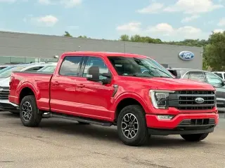 Ford F-150 2021 4x4 Lariat 4 puertas SuperCrew 6.5 pies. SB