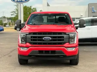 Ford F-150 2021 4x4 Lariat 4 puertas SuperCrew 6.5 pies. SB