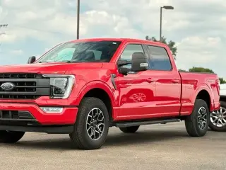 Ford F-150 2021 4x4 Lariat 4 puertas SuperCrew 6.5 pies. SB
