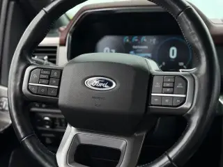 Ford F-150 2021 4x4 Lariat 4 puertas SuperCrew 6.5 pies. SB