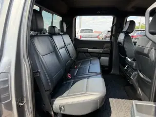 Ford F-150 2022 4x4 XLT 4 puertas SuperCrew 5.5 pies. Caja corta