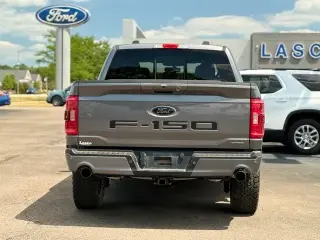 Ford F-150 2022 4x4 XLT 4 puertas SuperCrew 5.5 pies. Caja corta