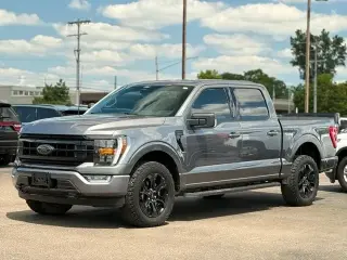 Ford F-150 2022 4x4 XLT 4 puertas SuperCrew 5.5 pies. Caja corta