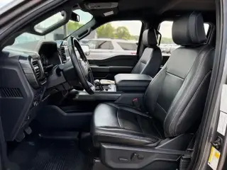 Ford F-150 2022 4x4 XLT 4 puertas SuperCrew 5.5 pies. Caja corta