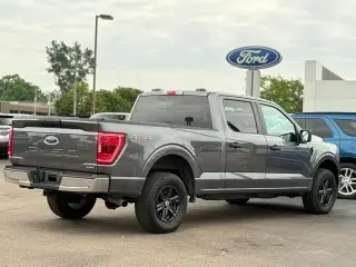 Ford F-150 2023 4x4 XLT 4 puertas SuperCrew 5.5 pies. SB