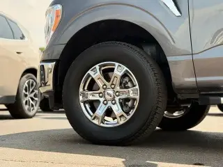Ford F-150 2023 4x4 XLT 4 puertas SuperCrew 6.5 pies SB