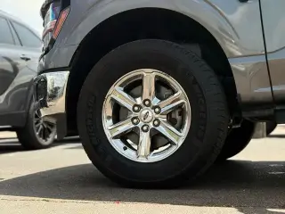 Ford F-150 2024 4x4 XLT 4 puertas SuperCrew 5.5 pies. SB