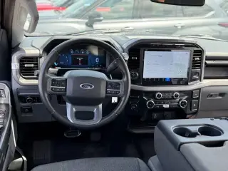 Ford F-150 2024 4x4 XLT 4 puertas SuperCrew 5.5 pies. SB