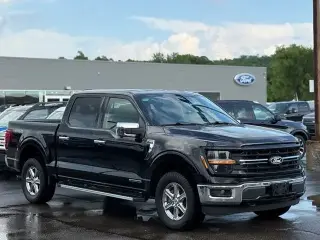 Ford F-150 2024 4x4 XLT 4 puertas SuperCrew 6.5 pies. SB