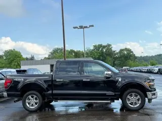 Ford F-150 2024 4x4 XLT 4 puertas SuperCrew 6.5 pies. SB