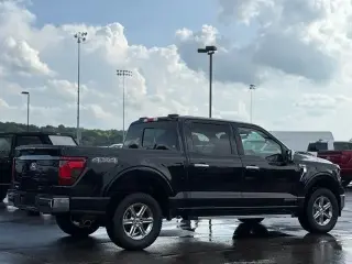 Ford F-150 2024 4x4 XLT 4 puertas SuperCrew 6.5 pies. SB
