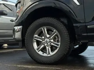 Ford F-150 2024 4x4 XLT 4 puertas SuperCrew 6.5 pies. SB