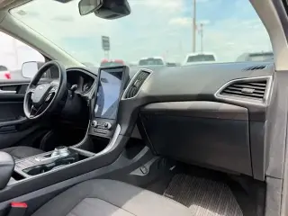 Ford Edge 2024 AWD SE 4 puertas SUV