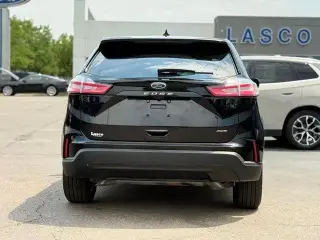 Ford Edge 2024 AWD SE 4 puertas SUV