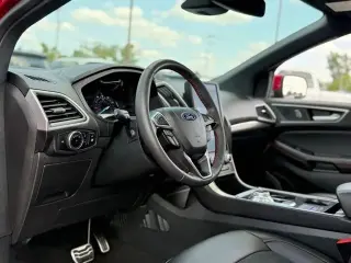 Ford Edge 2024 AWD SEL 4 puertas SUV