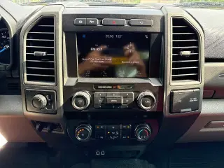 Ford F-350 Super Duty 2019 4x4 XL 4 puertas SuperCab 2.06 m (6.8 pies) SB SRW Pickup