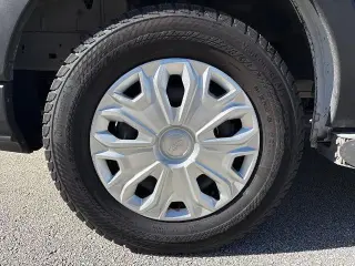 Ford Transit 2025 250 3 puertas LWB Techo Bajo Furgón de Carga