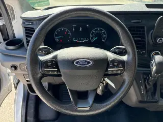 Ford Transit 2025 250 3 puertas LWB Techo Bajo Furgón de Carga