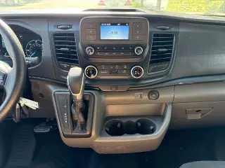 Ford Transit 2025 250 3 puertas LWB Techo Bajo Furgón de Carga