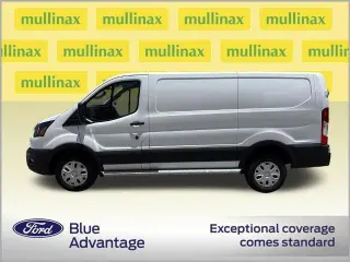 Ford Transit 2025 250 3 puertas SWB Techo Bajo Furgón de Carga
