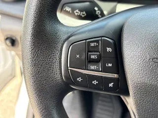 Ford Transit 2025 250 3 puertas SWB Techo Bajo Furgón de Carga