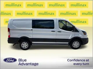 Ford Transit 2025 250 3 puertas SWB Techo Bajo Furgón de Carga
