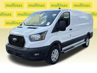 Ford Transit 2025 250 3 puertas SWB Techo Bajo Furgón de Carga