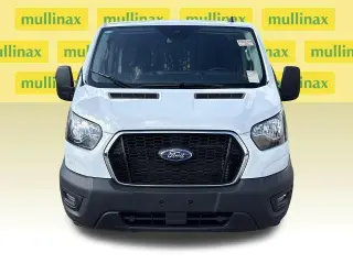 Ford Transit 2025 250 3 puertas SWB Techo Bajo Furgón de Carga