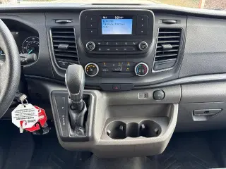 Ford Transit 2025 250 3 puertas SWB Techo Bajo Furgón de Carga