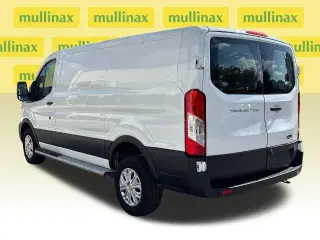 Ford Transit 2025 250 3DR LWB Techo Bajo Furgón de Carga