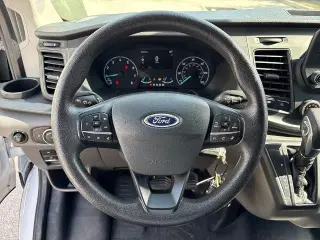 Ford Transit 2025 250 3DR LWB Techo Bajo Furgón de Carga