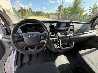 Ford Transit 2025 250 3DR LWB Techo Bajo Furgón de Carga