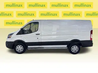 Ford Transit 2025 250 3DR LWB Techo Bajo Furgón de Carga