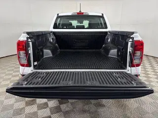 Ford Ranger 2025 4x2 XL 4 puertas SuperCrew con caja de 5.0 pies