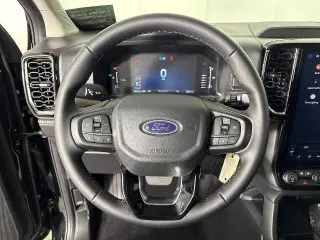 Ford Ranger 2025 4x4 XLT 4 puertas SuperCrew 5.0 pies SB