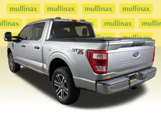 Ford F-150 2023 4x4 XL 4 puertas SuperCrew 5.5 pies. SB