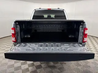 Ford F-150 2023 4x4 XL 4 puertas SuperCrew 5.5 pies. SB