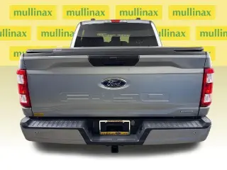 Ford F-150 2023 4x4 XL 4 puertas SuperCrew 5.5 pies. SB