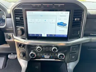 Ford F-150 2022 4x4 Lariat 4 puertas SuperCrew 5.5 pies. Caja corta