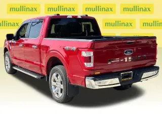 Ford F-150 2022 4x4 Lariat 4 puertas SuperCrew 5.5 pies. Caja corta