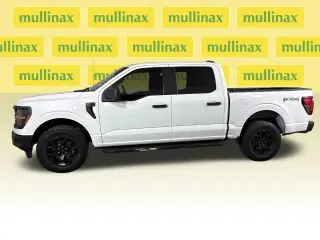 Ford F-150 2025 4x4 STX 4 puertas SuperCrew 5.5 pies. SB