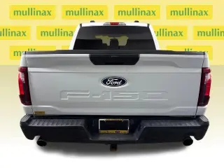 Ford F-150 2025 4x4 STX 4 puertas SuperCrew 5.5 pies. SB