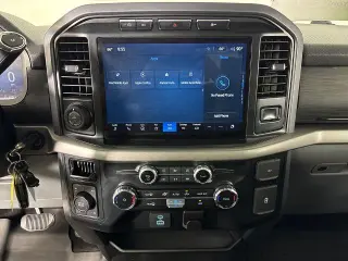 Ford F-150 2024 4x4 XLT 4 puertas SuperCrew 6.5 pies. SB