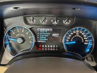 Ford F-150 2011 4x2 XLT 4 puertas SuperCab Styleside 1.98 m (6.5 pies) SB