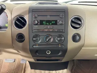 Ford F-150 2007 XLT 4 puertas SuperCrew Styleside 5.5 pies. SB
