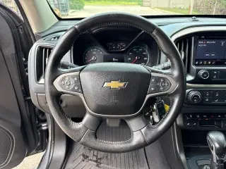 Chevrolet Colorado 2022 4x2 Z71 4 puertas Crew Cab 5 pies. SB