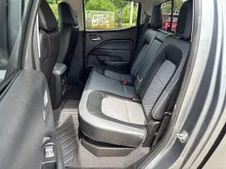 Chevrolet Colorado 2022 4x2 Z71 4 puertas Crew Cab 5 pies. SB