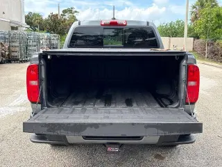 Chevrolet Colorado 2022 4x2 Z71 4 puertas Crew Cab 5 pies. SB