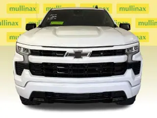 Chevrolet Silverado 1500 2025 4x2 RST 4 puertas Cabina Crew 5.8 pies. Caja corta